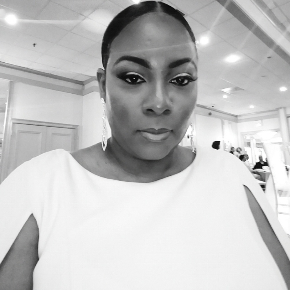 Meet your Posher, Bettina